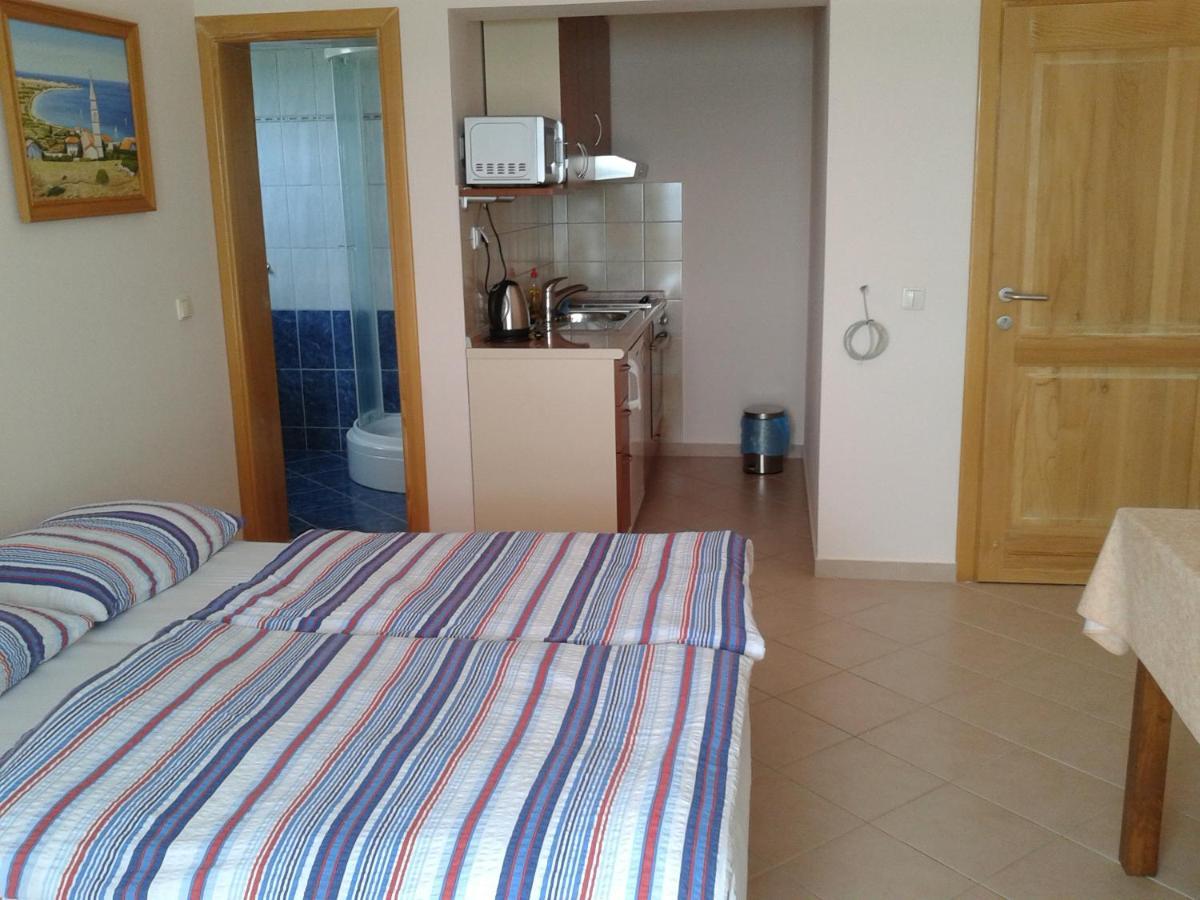 Apartments Delfini Sveti Filip i Jakov Zewnętrze zdjęcie