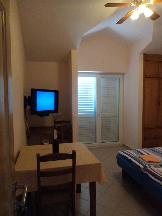Apartments Delfini Sveti Filip i Jakov Zewnętrze zdjęcie