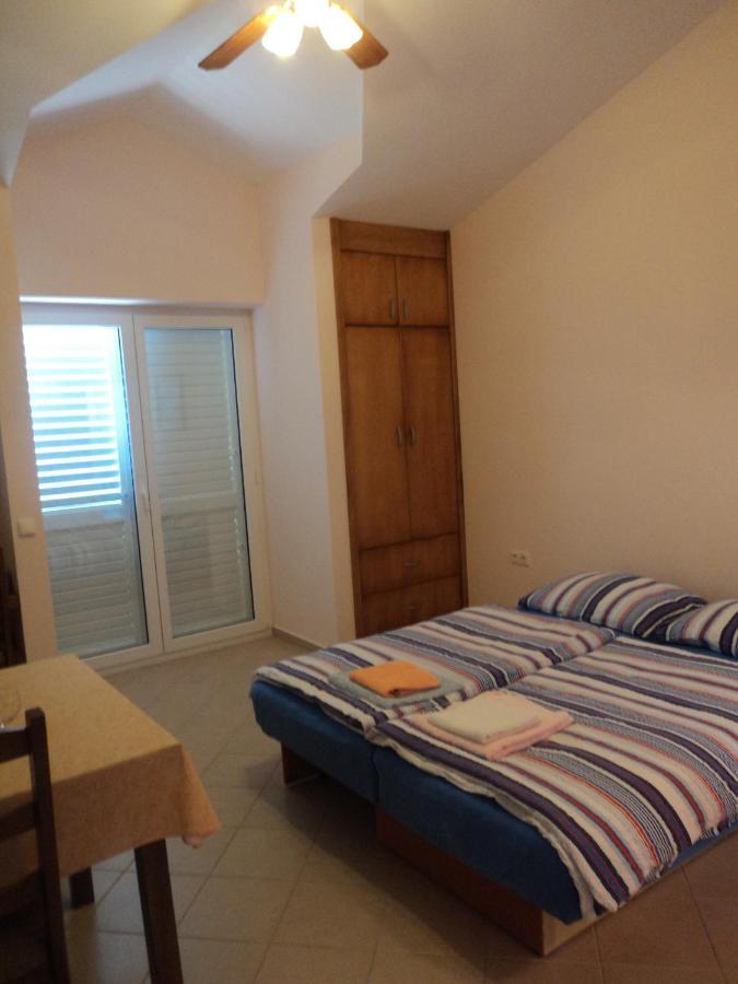 Apartments Delfini Sveti Filip i Jakov Zewnętrze zdjęcie