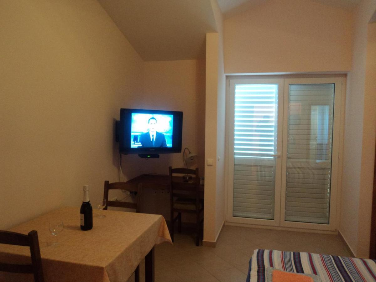 Apartments Delfini Sveti Filip i Jakov Zewnętrze zdjęcie